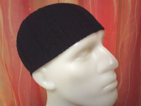 Türchen am dj ötzi adventskalender machen lassen ⠀⠀⠀⠀⠀⠀⠀⠀⠀ jetzt mitmachen & gewinnen: Mützen - DJ Ötzi Mütze schwarz 100% Merino - ein Designerstück von Varia bei DaWanda | Mütze ...