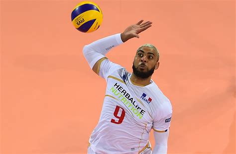 The crew of ztv spent the first day of the frenchman in kazan with him! Equipe de France de volley : «Pas mon rôle de jouer le ...