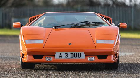 This 25th Anniversary Lamborghini Countach Has Covered Just 6300km Grr