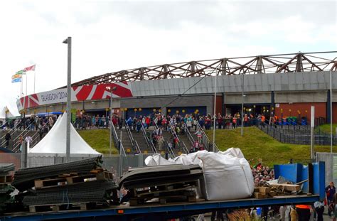 ﻿ hampden park (often called hampden) is a football stadium in the mount florida area in glasgow, scotland. Groundhopper 2000 : Hampden Park Glasgow Commonwealth ...