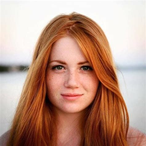 Pin By Thom Wendell On Freckles Beautiful Red Hair Red Haired Beauty