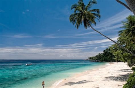 Posted at | categorised in tempat menarik. 4 Pantai Super Cantik di Pulau Weh - Yuk Piknik