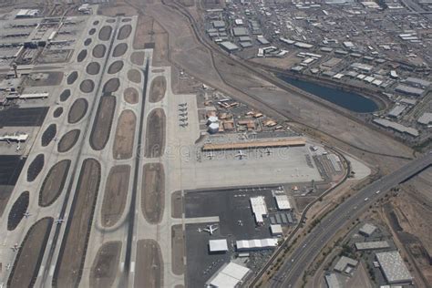 Phoenix Sky Harbor Airport Overflying In Cessna 172 Stock Image
