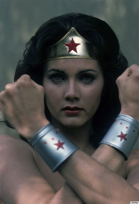 Lynda Carters Wonder Woman Costume Is Still Badass Photos Huffpost