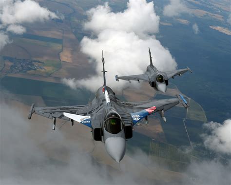 The Pic Of The Day Czech Air Force Jas 39 Gripens Fighter Sweep