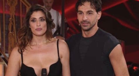 Francesca tocca e raimondo todaro si sarebbero detti addio. Elisa Isoardi furiosa a Ballando | Todaro non doveva farlo