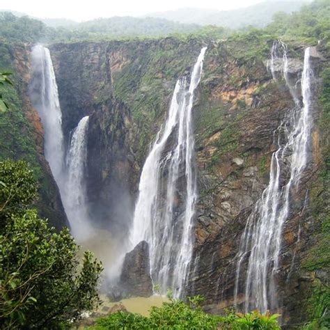 A Picture Of Pachmarhi In Madhya Pradesh
