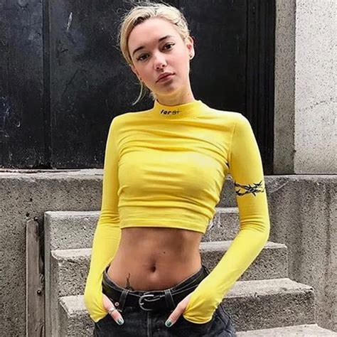 Free Shipping Fashion Women Sexy Letters Printed Yellow Midriff T Shirts Full Sleeveless Women