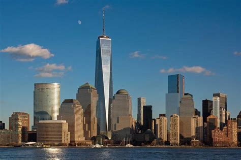 Tourist Guide To One World Trade Center