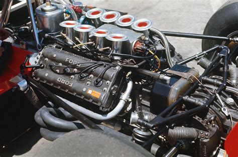How do f1 engines work? Throwback Thursday: Servicing Cosworth DFV Formula 1 ...
