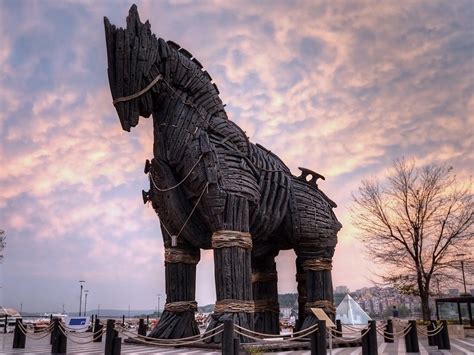 Trojan Horse 1080p 2k 4k 5k Hd Wallpapers Free Download Wallpaper