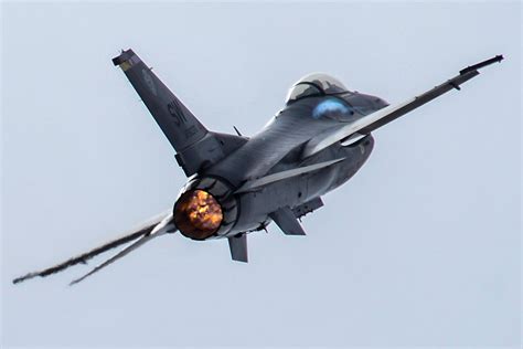 Usaf To Extend F 16 Operational Life To 2048 And Beyond The Aviation
