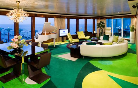 Garden villa with 3 bedrooms, ca. The Haven by Norwegian Cruise Line