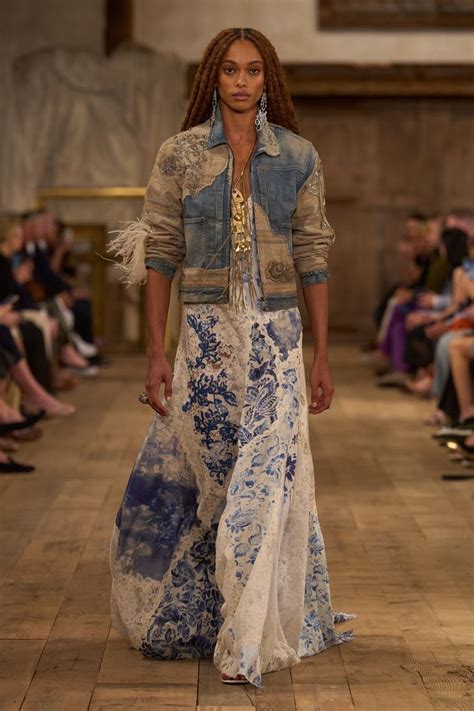 Christy Turlington Fashion Week New York Fashion Fashion Looks