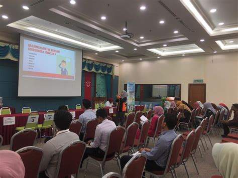 Manual prosedur manual prosedur kerja.manual prosedur kerja nama jabatan alamat. budak bakong: Mini Karnival Pekerjaan PERKESO Kelantan ...