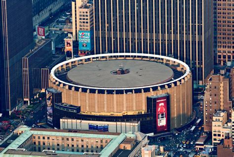 Behind The ‘garden In Madison Square Garden The New York Times