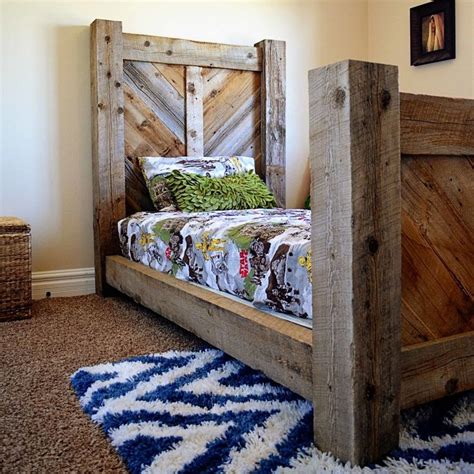 Diy Rustic Queen Bed Frame Hanaposy