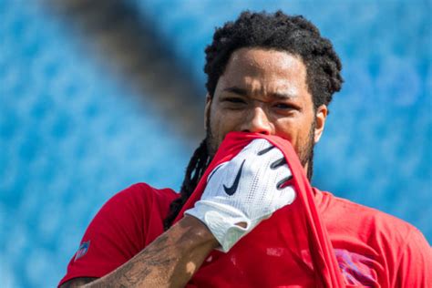 Free Agent Wrte Kelvin Benjamin Gets Suspended Two Weeks By Nfl After The Giants Cut Him Back