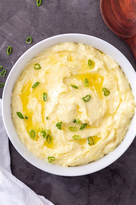 Easy Air Fryer Baked Potatoes - Momsdish | Creamy mashed potatoes ...