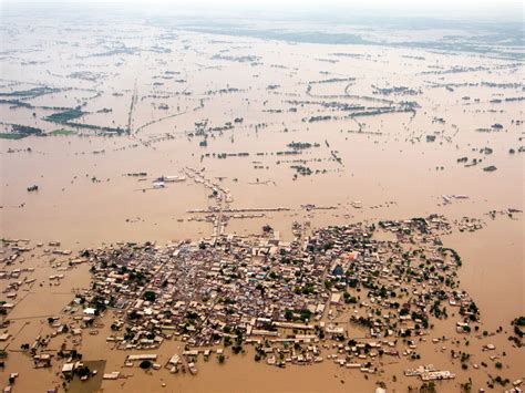 Eyewitness Flood Devastation In Pakistan World News The Guardian