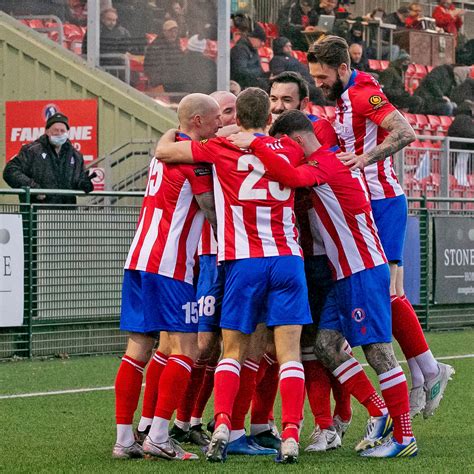 Dorking Wanderers Go Top Of National League South With Hemel Hempstead