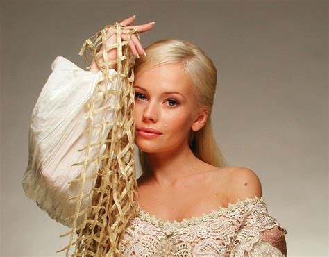 elena korikova movie music blonde hair anastasia woman singer girl actress hd wallpaper