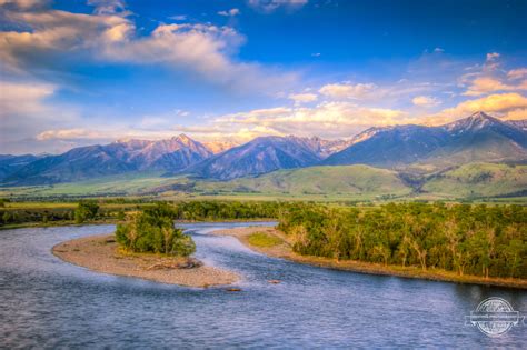 Sunset In Paradise Valley With Images Paradise Valley Montana