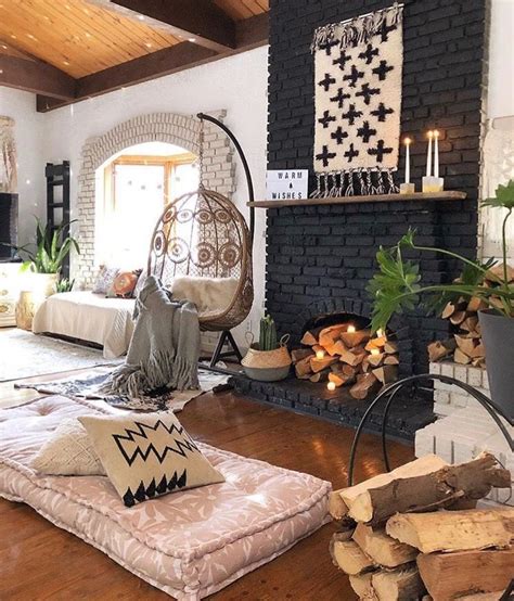 Pin By Beverley Walker On Bohemian Style Eclectic Fireplaces Hippie