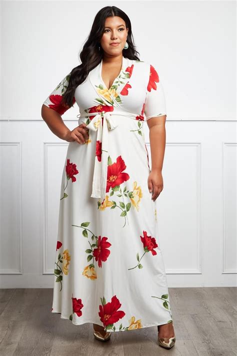 Fall Deep In Love With This Beautiful Plus Size Floral Maxi Dress