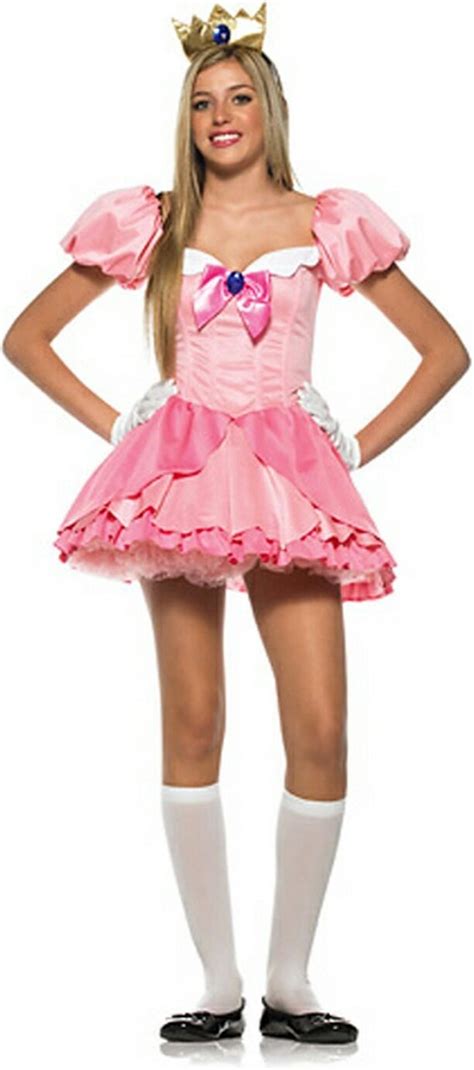 Princess Peach Halloween Costume