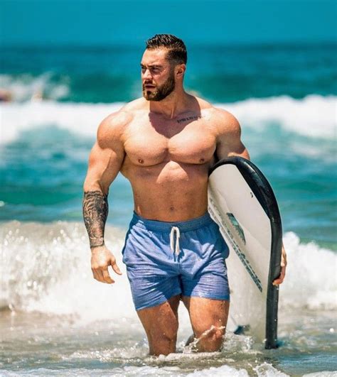 Chris Bumstead In 2023 Bodybuilding Pictures Muscle Men Gym Guys
