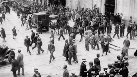 Today In History October 29 1929 Stock Market Crashed Starting