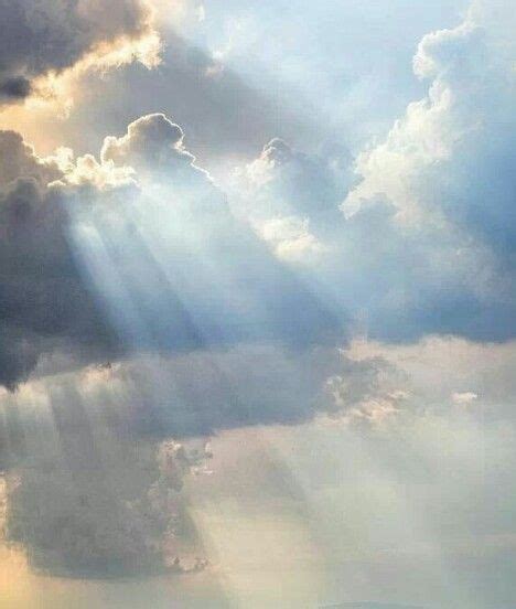 Sun Through The Clouds Nature Pictures Beautiful Pictures Sunbeams