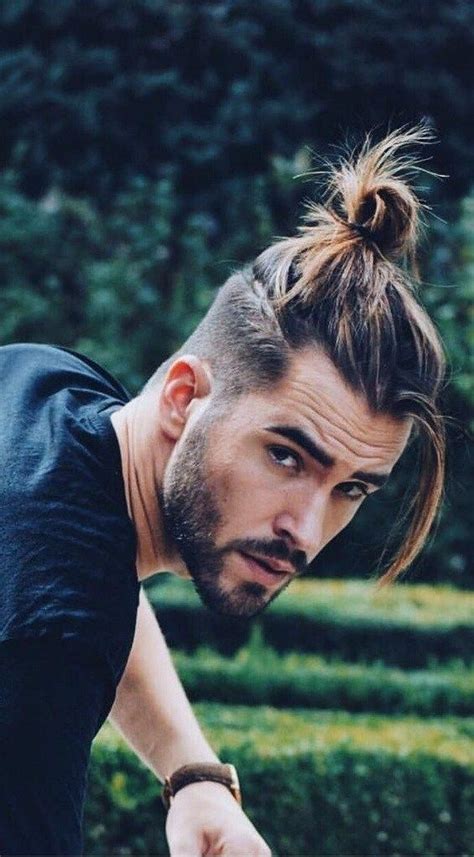 Ponytail Hairstyles For Men 25 Guy Hairstyle Catalog