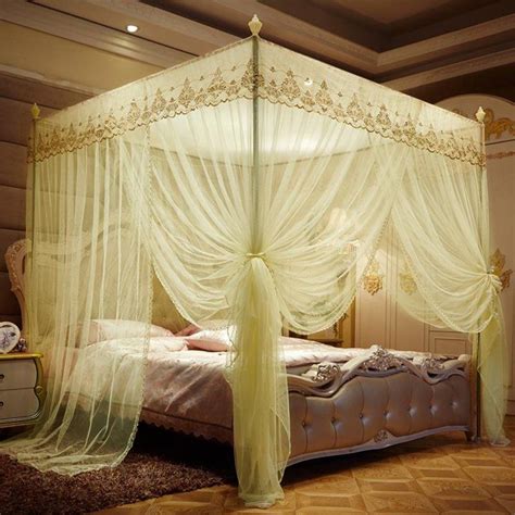 Luxury Princess Style Four Corner Post Mosquito Net Elegant Bed Netting