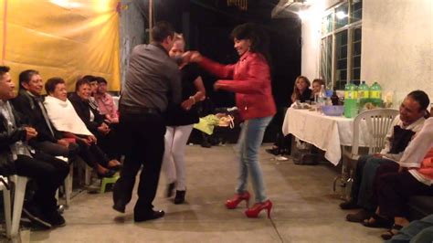 Höre el baile (guaracha remix) von daniel parranda auf deezer. Baile de guaracha - YouTube
