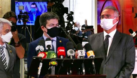 Presidente participa de nova motociata no sul do país com apoiadores gerando aglomeração em meio ao maior índice de casos do coronavírus no brasil desde o começo da pandemia. CPI da Covid: Renan, Randolfe, Humberto Costa e os médicos ...