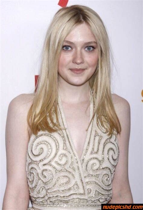 Dakota Fanning Nude Pics Celebrity Porn Actress Sex Scenes