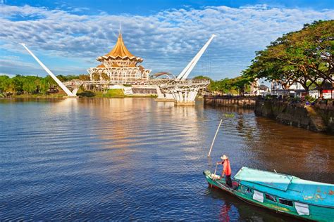 Island In Sarawak Lodgelader