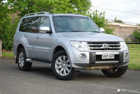 Review Mitsubishi Pajero Exceed Review And Road Test