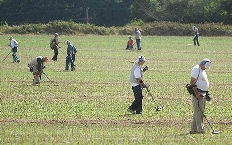 Uk detector net has an excellent article on beach detecting written by phil d. Metal Detecting - The Complete Guide For Beginners in 2020