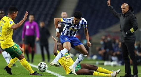 From wikipedia, the free encyclopedia. FC Porto - Paços de Ferreira, a Taça da Liga em direto