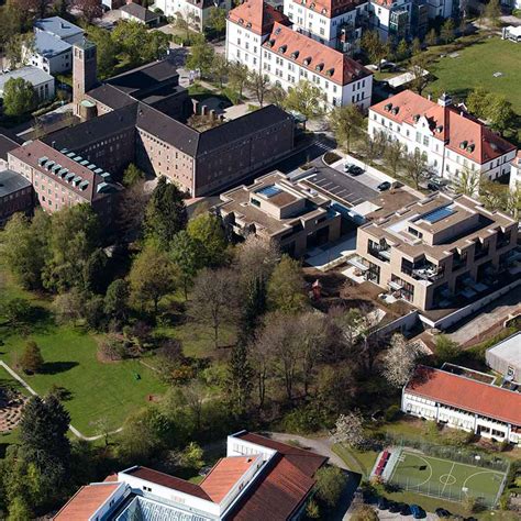 Mitten im sauerland liegt der jugendhof pallotti, umgeben von einem großflächigen waldgebiet, mit einem großzügigen außengelände inklusive sportplätzen bietet unser. Die Welt gestalten, die Schöpfung bewahren | Pallottiner ...