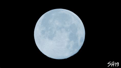 Vollmond is german for full moon. Vollmond - Fotos und alle Termine 2019 auf Blitzgedanken