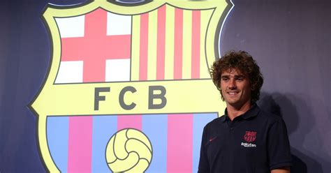 antoine griezmann s barcelona shirt number announced amid claims he d steal coutinho s