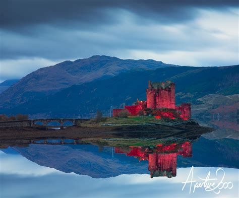 Eileen Donan Castle Red Illuminations For Poppy Day Flickr