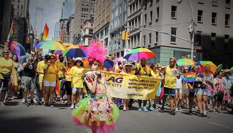 Rainbow Rising In Resistance At The Pride Parade Nyc Parade Life