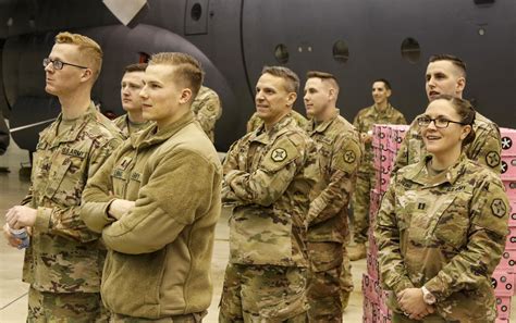 Army Reserve Unit Works Behind The Scenes To Help Make Uso Tour Show A