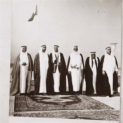 طيران الإمارات هي شركة طيران وطنية إماراتية، تتخذ من مطار دبي الدولي بإمارة دبي ثاني أكبر مدن دولة الإمارات العربية المتحدة. The UAE Man مدونة رجل الإمارات : مجلس الوزراء لدولة ...