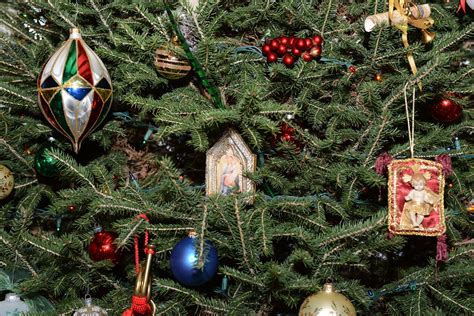 The Story Of The Christmas Tree Symbol Of Christianity